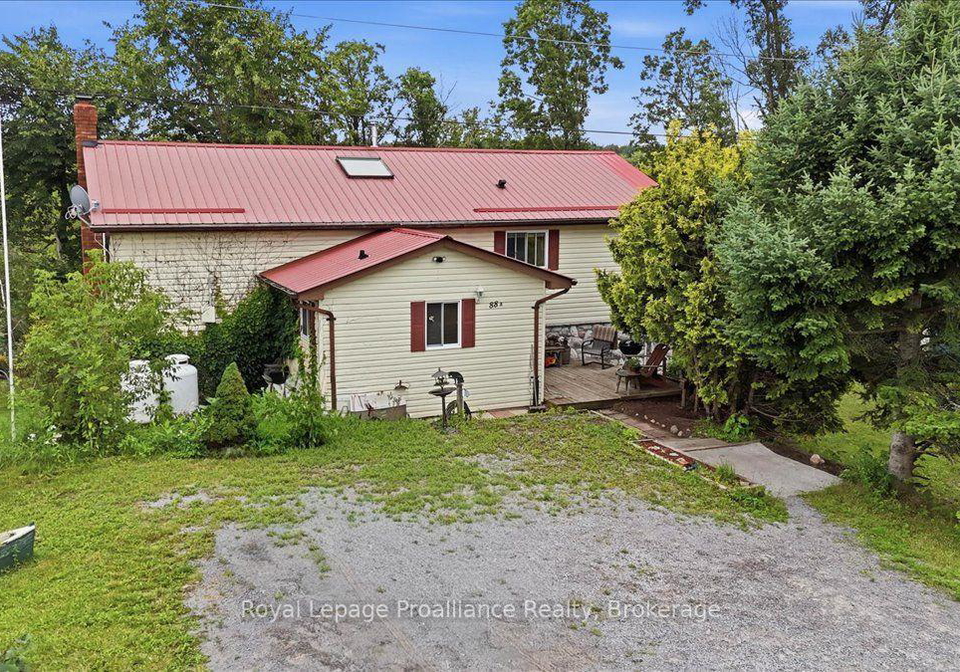 88-a-price-road-tweed-ontario-x13626654