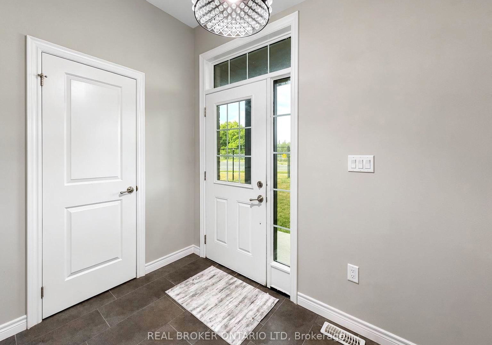 1054-oakcrossing-gate-london-north-ontario-x13626664