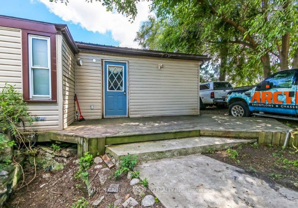 1136-brydges-street-london-east-ontario-x13626686