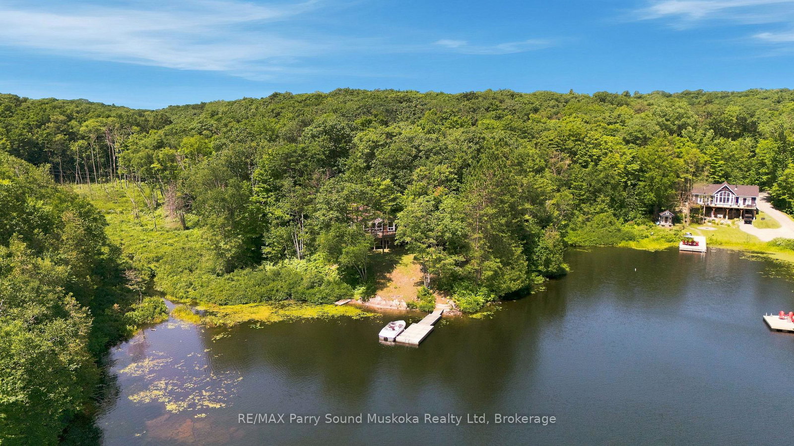 889-185-wa-horseshoe-lake-seguin-ontario-x13626778
