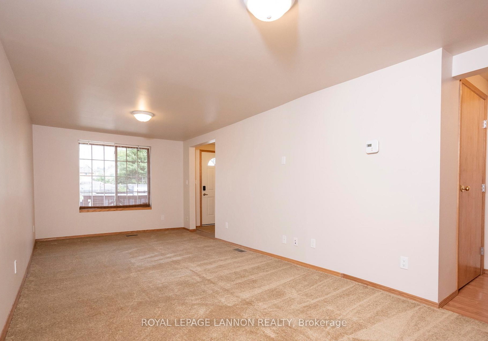 127-court-street-s-thunder-bay-ontario-x13626924