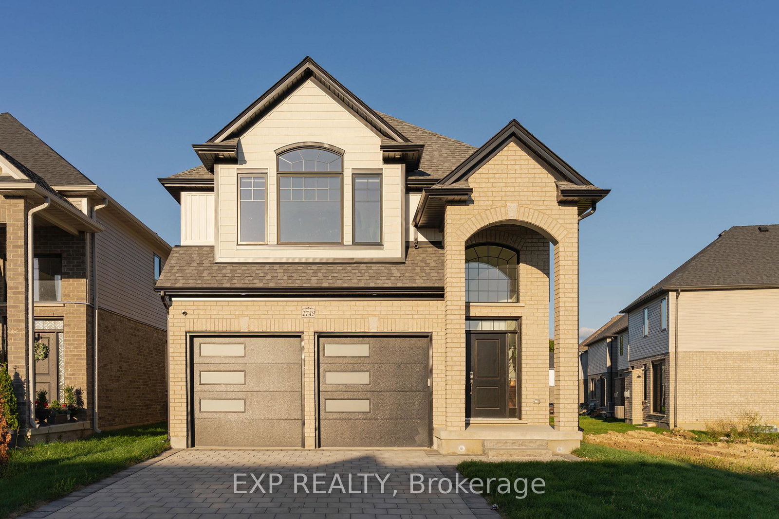 1749-finley-crescent-london-north-ontario-x13626994
