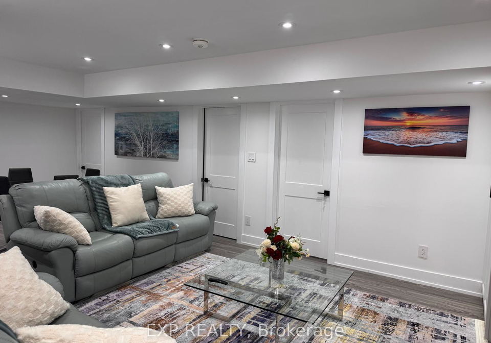 1749-finley-crescent-london-north-ontario-x13626994