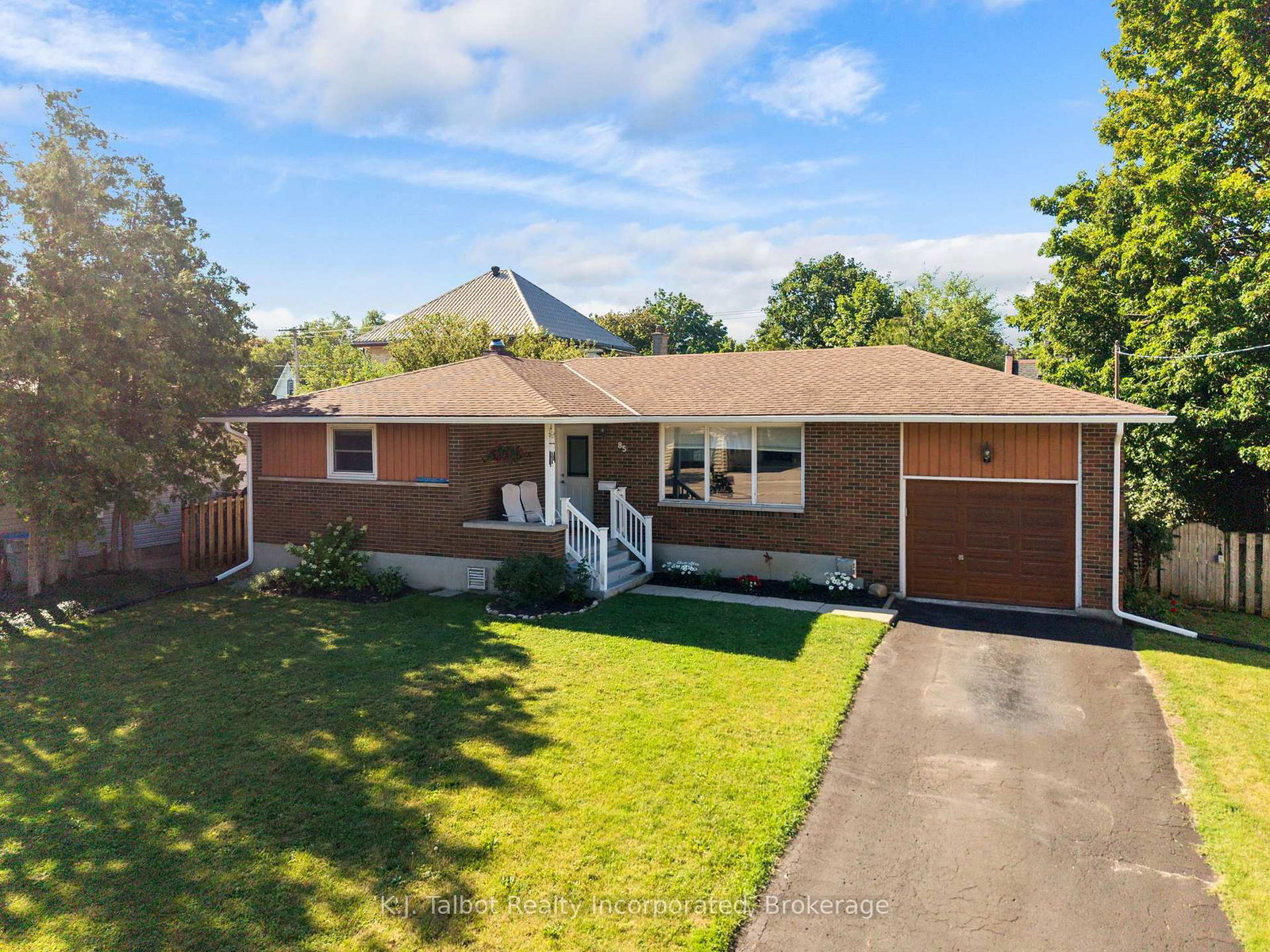 85-picton-street-w-goderich-ontario-x13627062