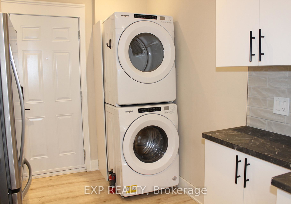 9-kent-street-smiths-falls-ontario-x13627078