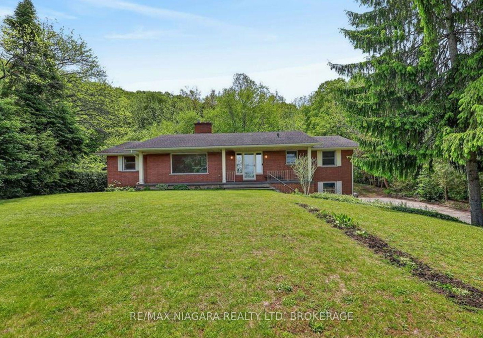 12-sheppard-crescent-niagara-on-the-lake-ontario-x13627142