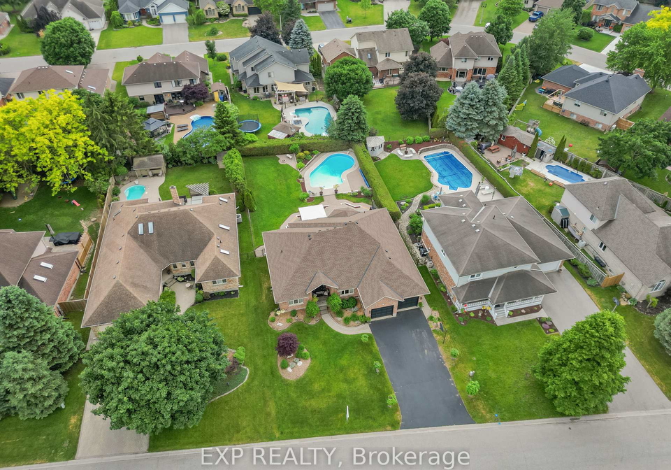 57-valleyview-crescent-thames-centre-ontario-x13627214