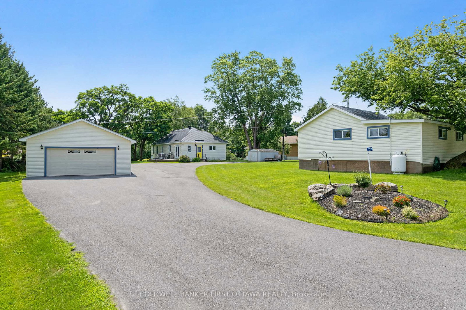 127-rose-mac-drive-drummondnorth-elmsley-ontario-x13627532