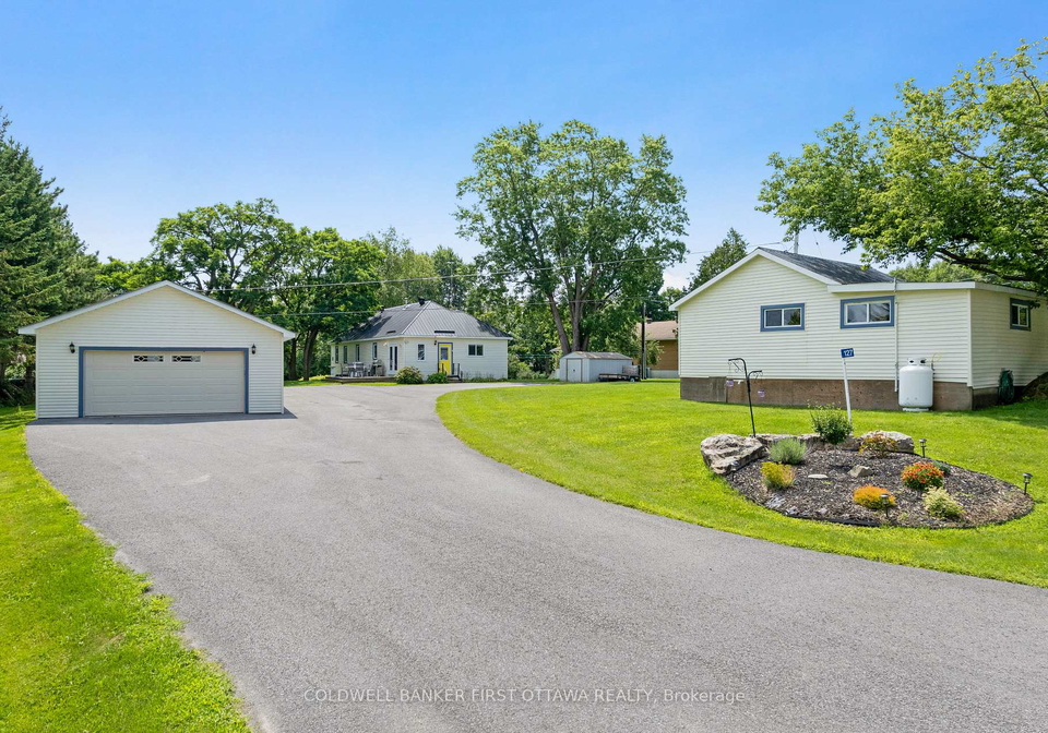 127-rose-mac-drive-drummondnorth-elmsley-ontario-x13627532