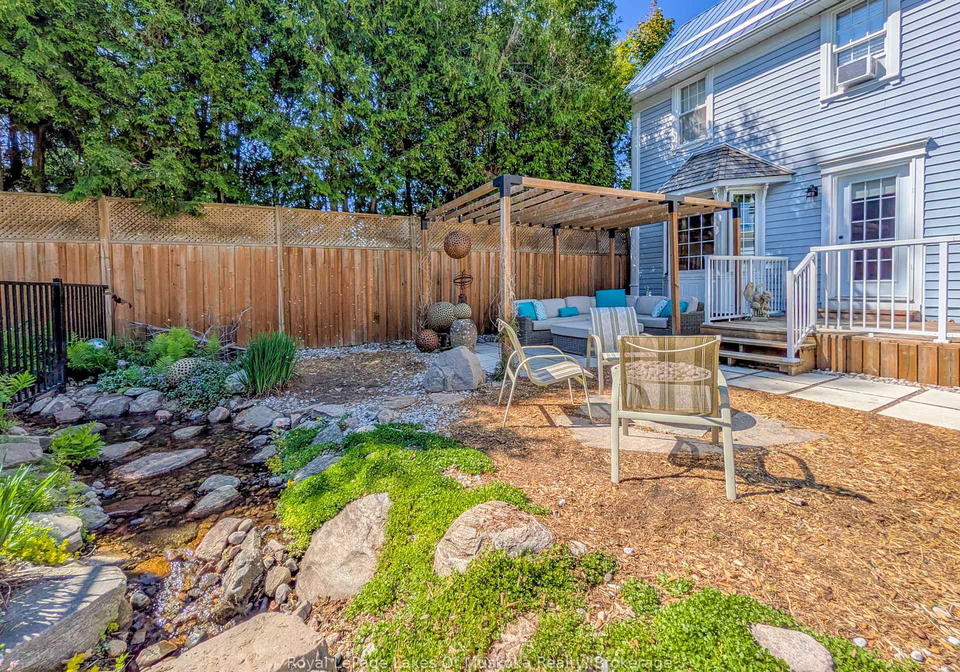 212-james-street-bracebridge-ontario-x13627566