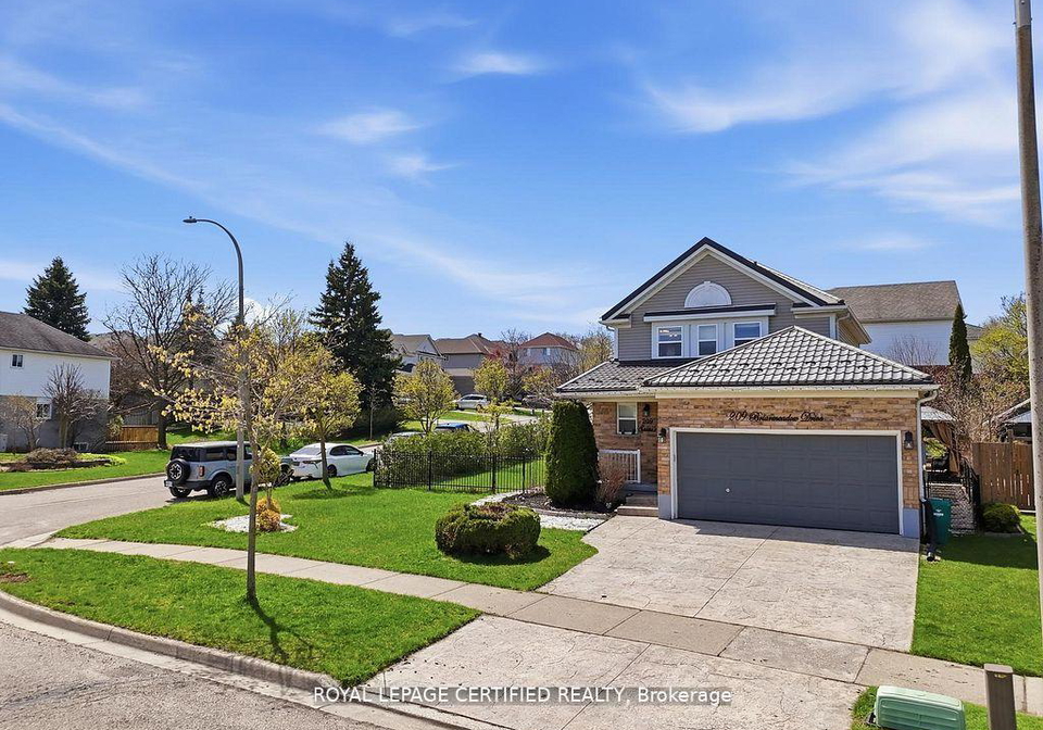 209-briarmeadow-drive-kitchener-ontario-x13627622
