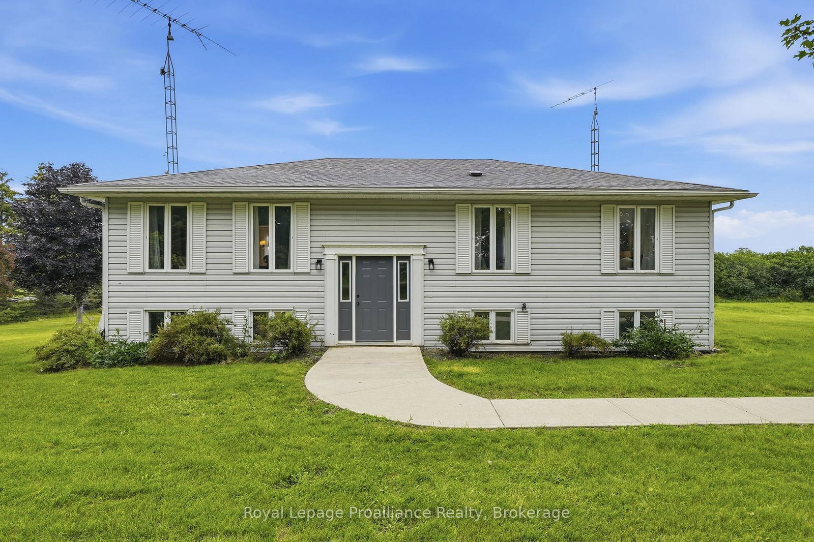 509-kelly-road-prince-edward-county-ontario-x13627708