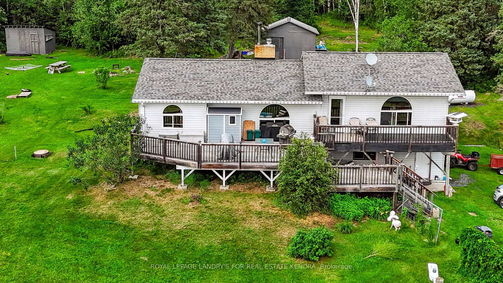 3188-highway-596-kenora-remote-area-ontario-x13627712