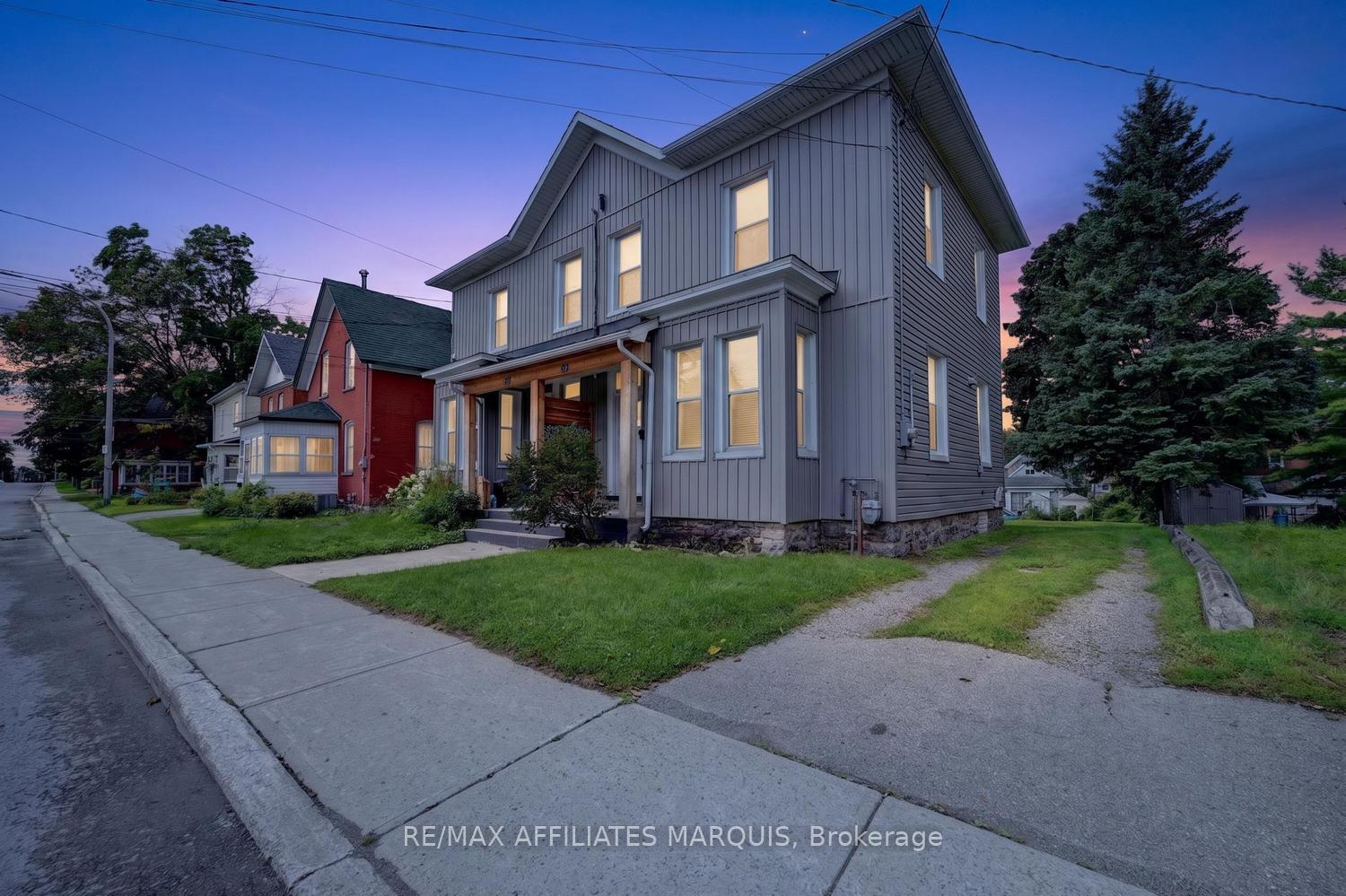 88-brockville-street-smiths-falls-ontario-x13627750