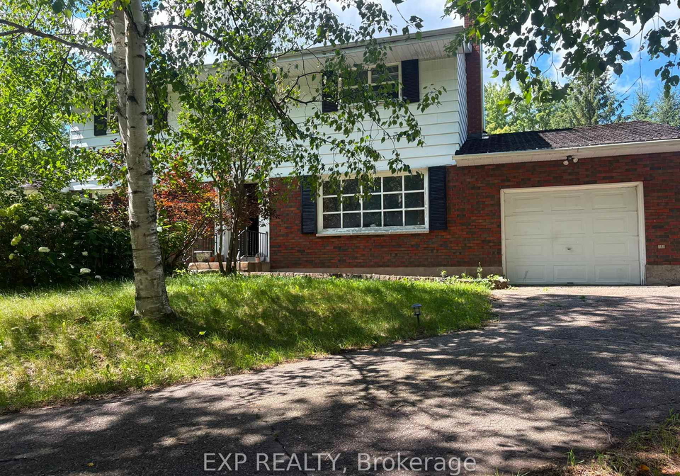 16-civic-street-killaloe-hagarty-and-richards-killaloe-hagarty-and-richards-ontario-x13627836