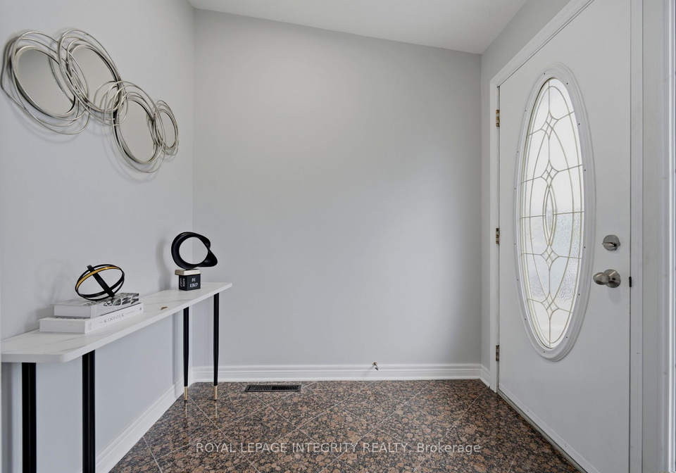 1625-baseline-road-ottawa-ontario-x13627862