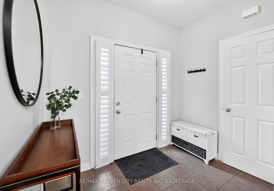 22-riesling-drive-niagara-on-the-lake-ontario-x13627900
