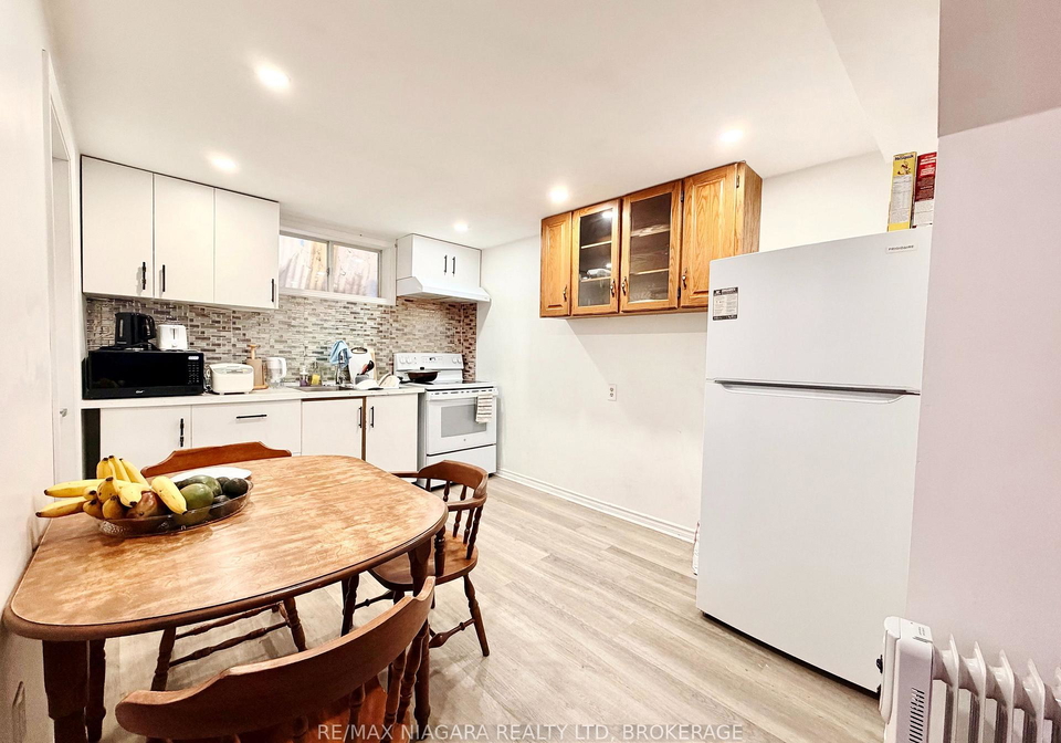 6475-taylor-street-niagara-falls-ontario-x13628000