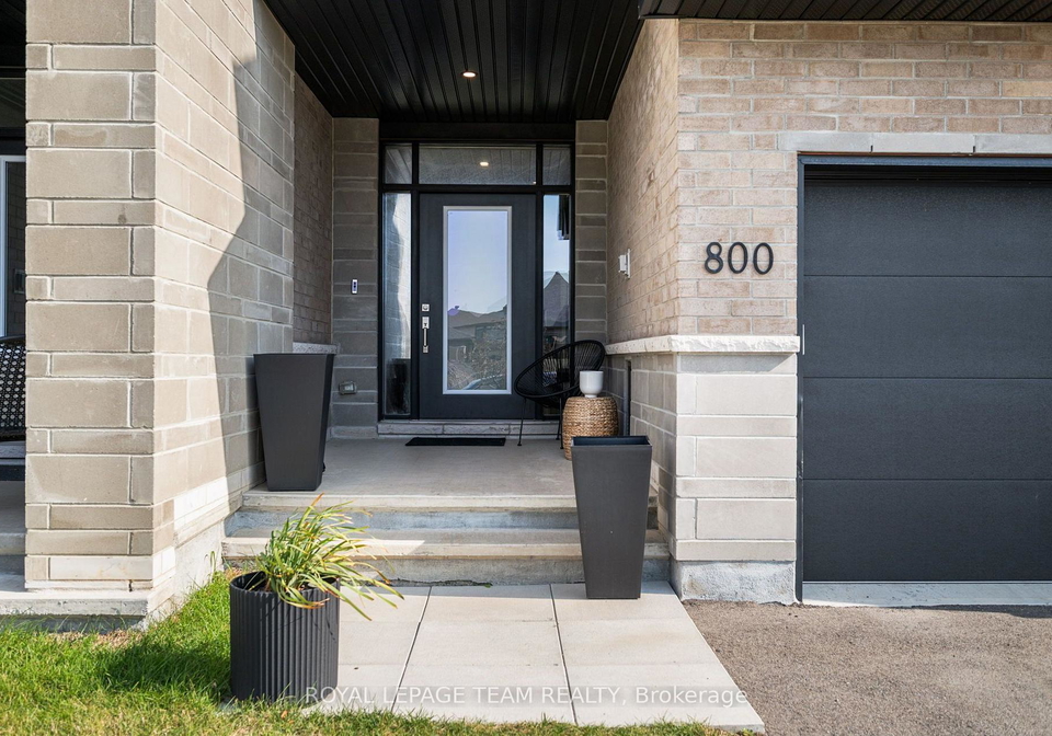 800-solarium-avenue-ottawa-ontario-x13628092