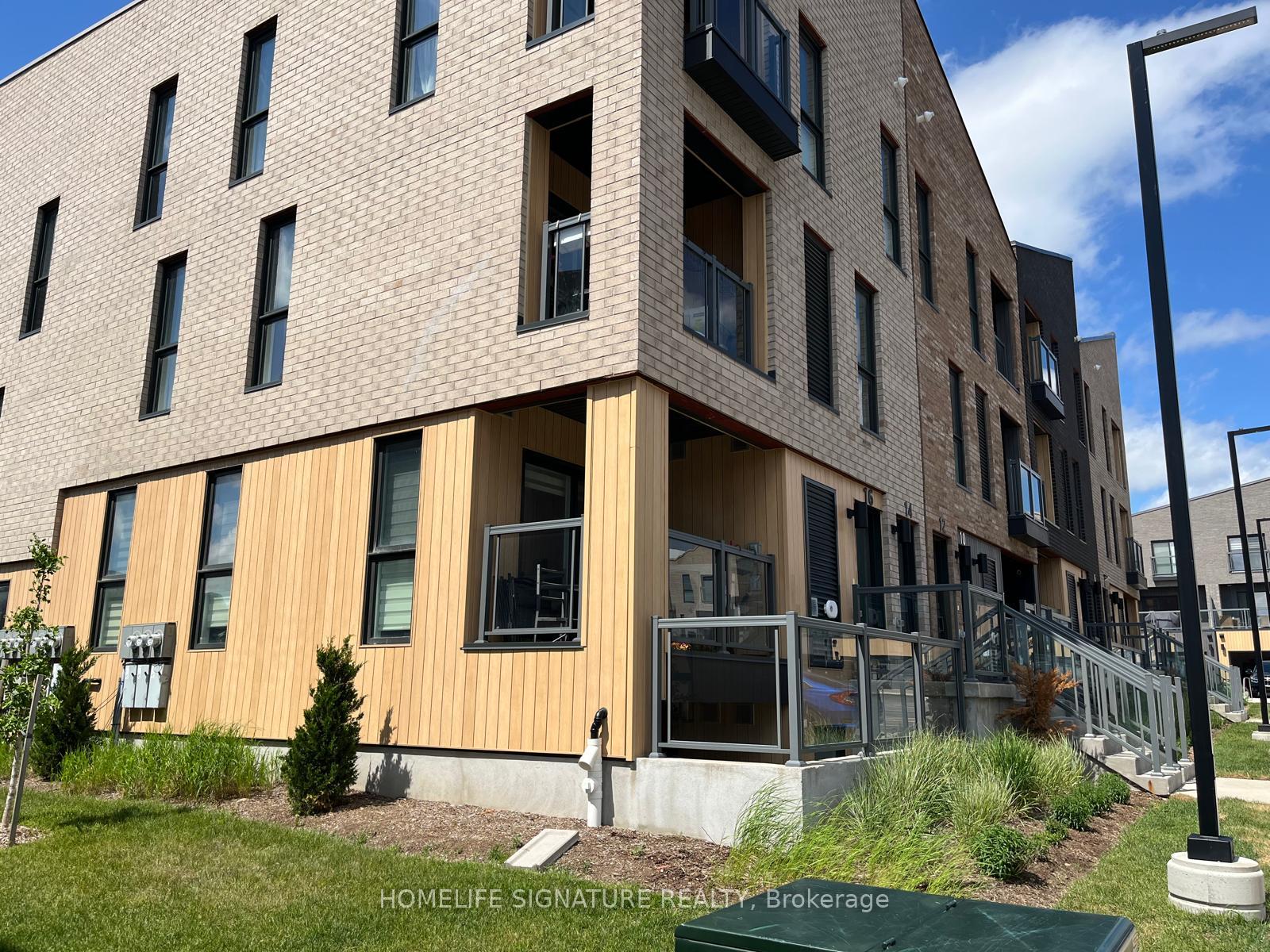 16-urbane-boulevard-kitchener-ontario-x13628166