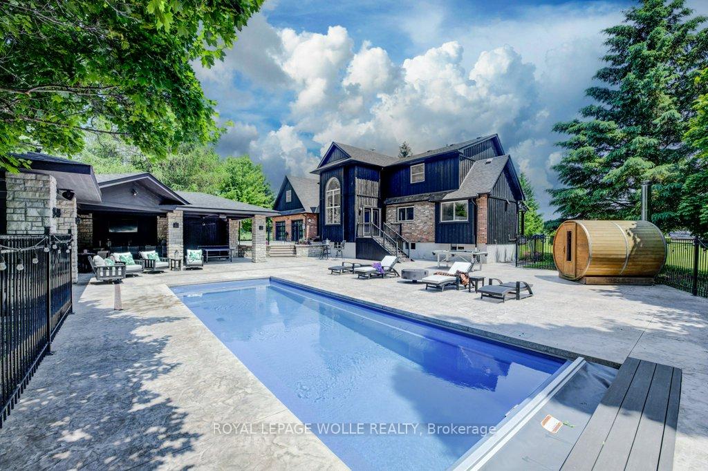8466-sideroad-30-centre-wellington-ontario-x13628392
