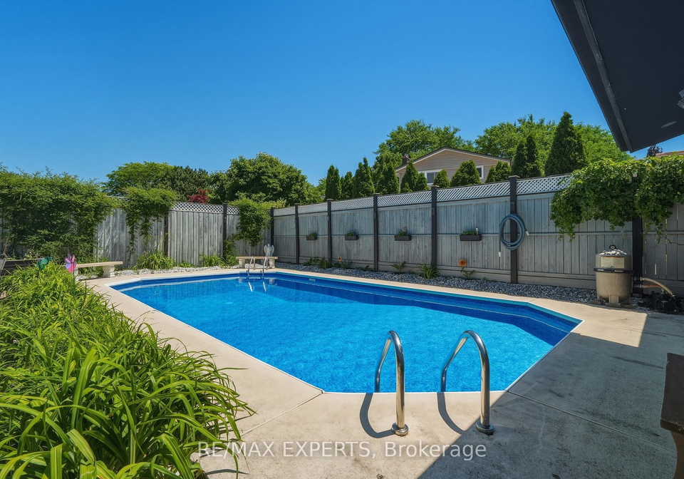 7142-rosseau-place-niagara-falls-ontario-x13628496