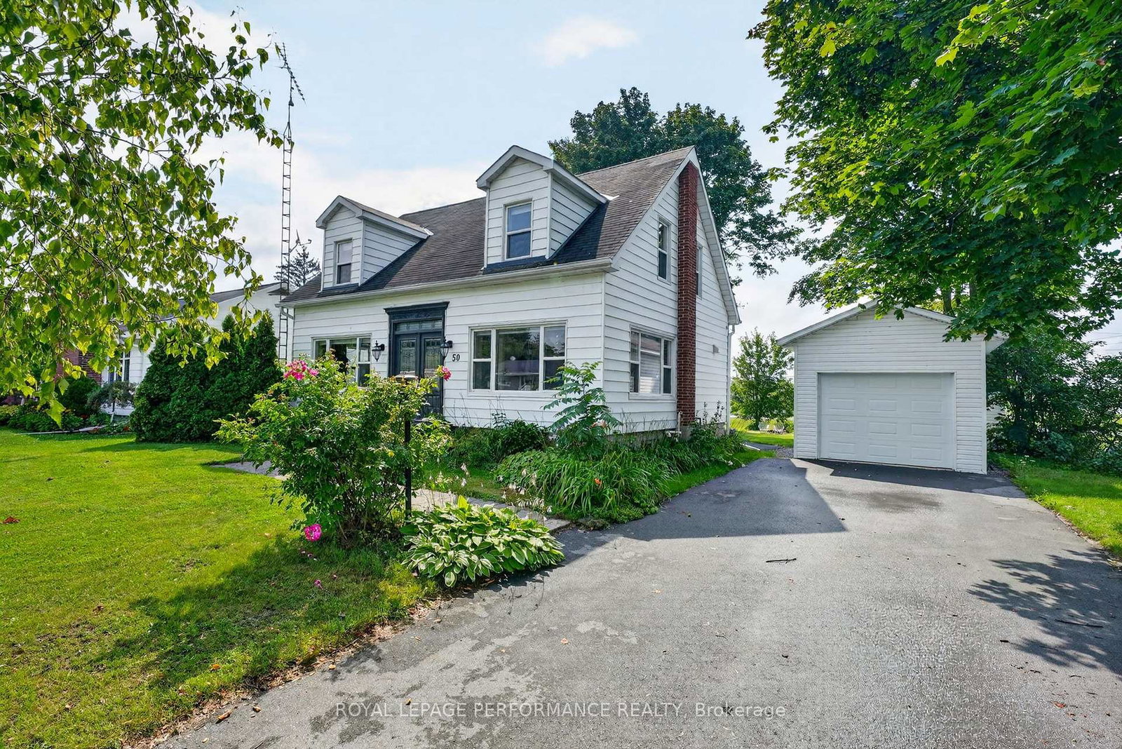50-st-lawrence-street-south-stormont-ontario-x13628546