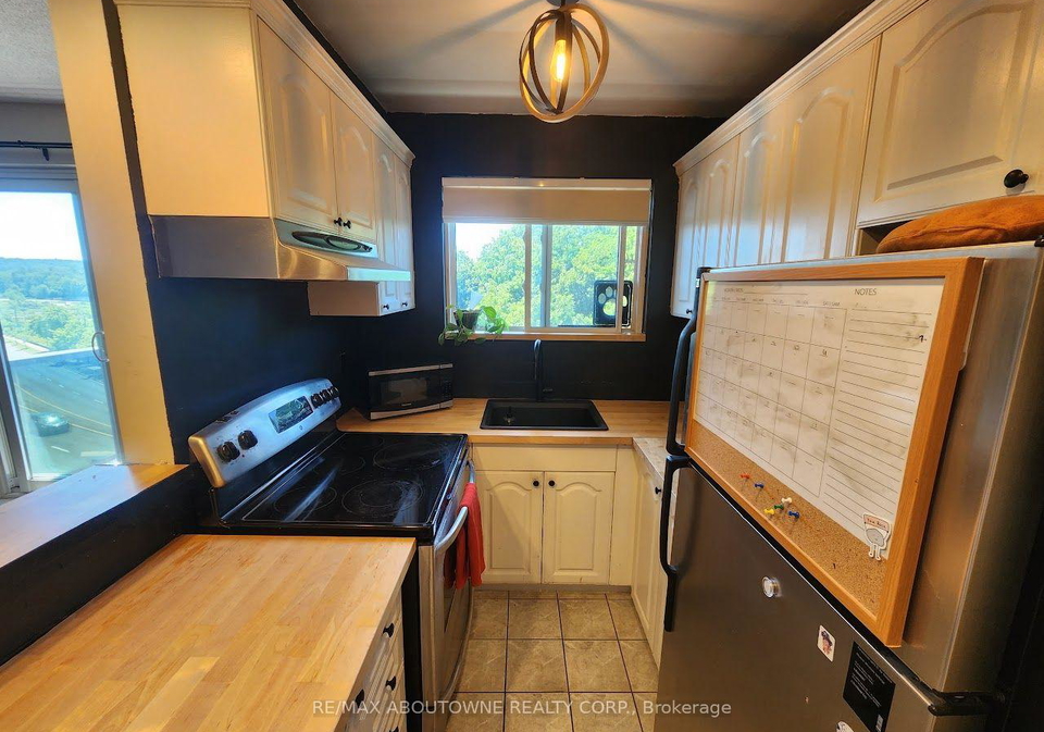 2373-king-street-e-hamilton-ontario-x13628572
