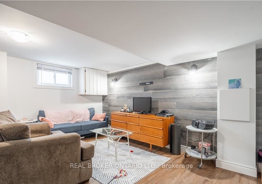 301-wallace-avenue-s-welland-ontario-x13628624