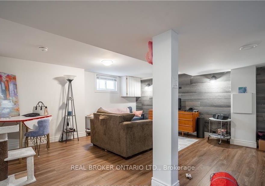 301-wallace-avenue-s-welland-ontario-x13628624