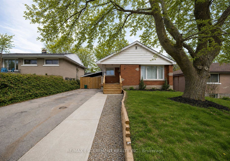 76-glenview-avenue-cambridge-ontario-x13628632