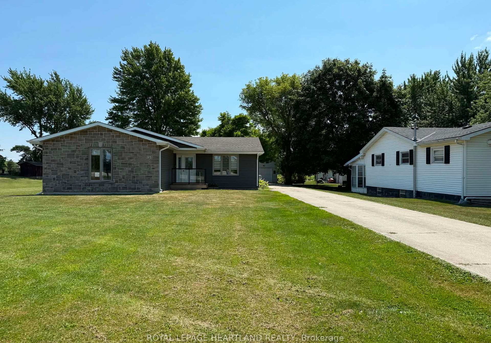 315-main-street-lambton-shores-ontario-x13628670