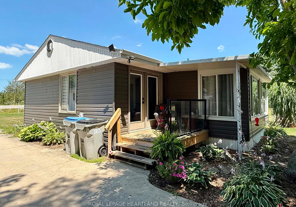 315-main-street-lambton-shores-ontario-x13628670