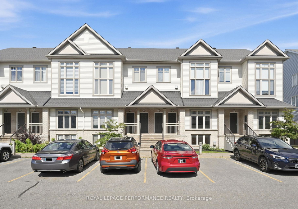 322-galston-private-ottawa-ontario-x13628690