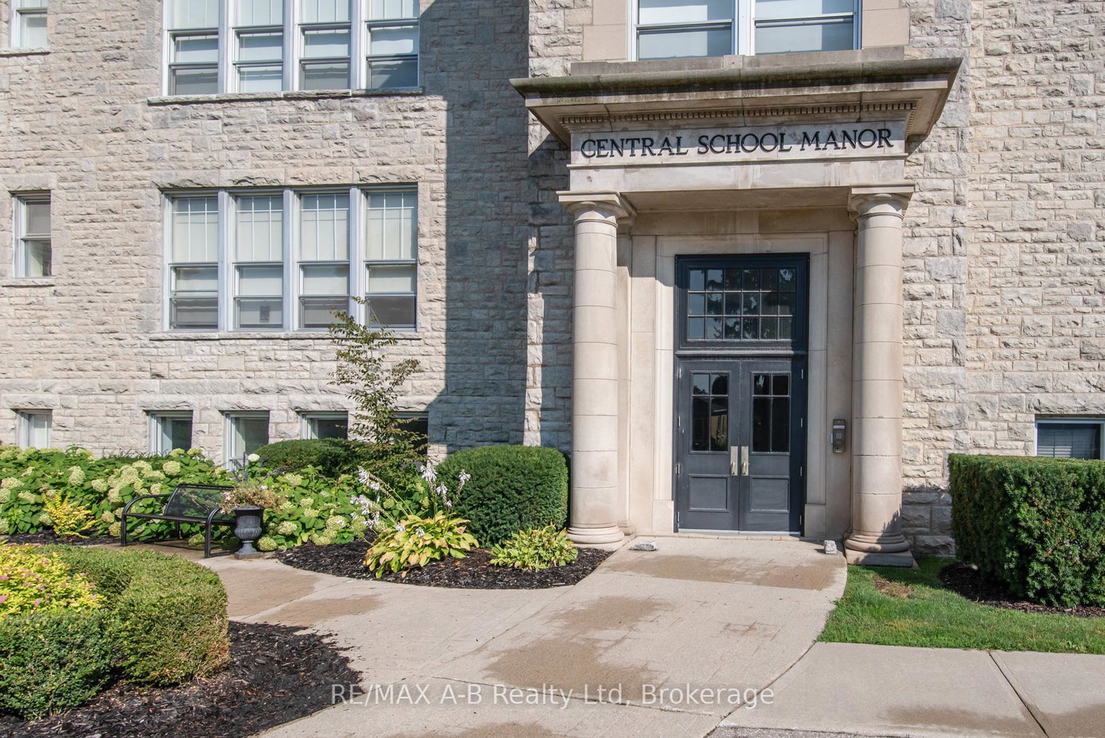 189-elizabeth-street-st-marys-ontario-x13628752