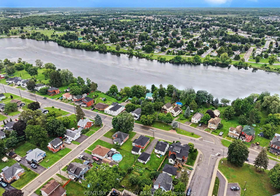 5-queen-street-smiths-falls-ontario-x13629110