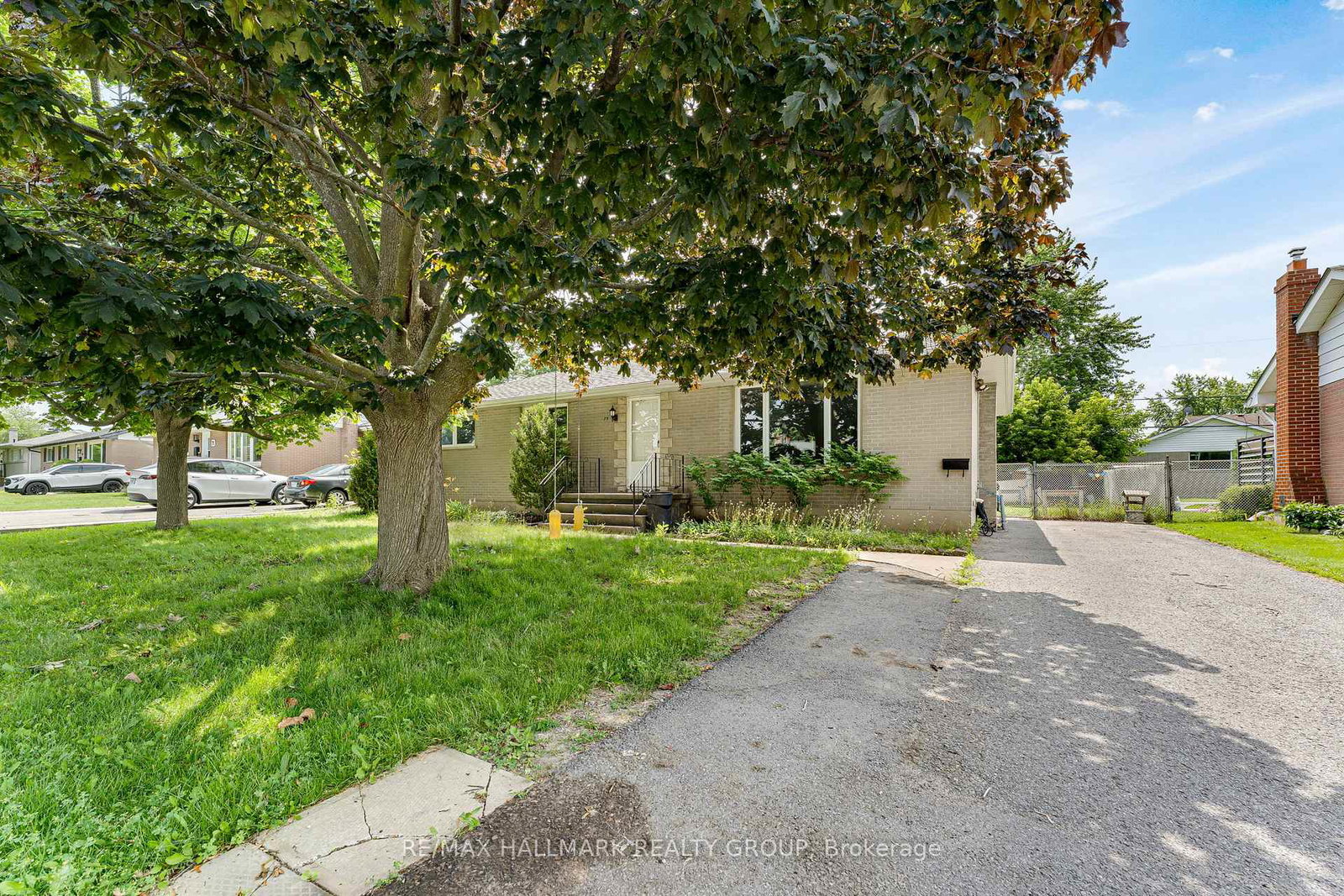 75-briscoe-street-loyalist-ontario-x13629230