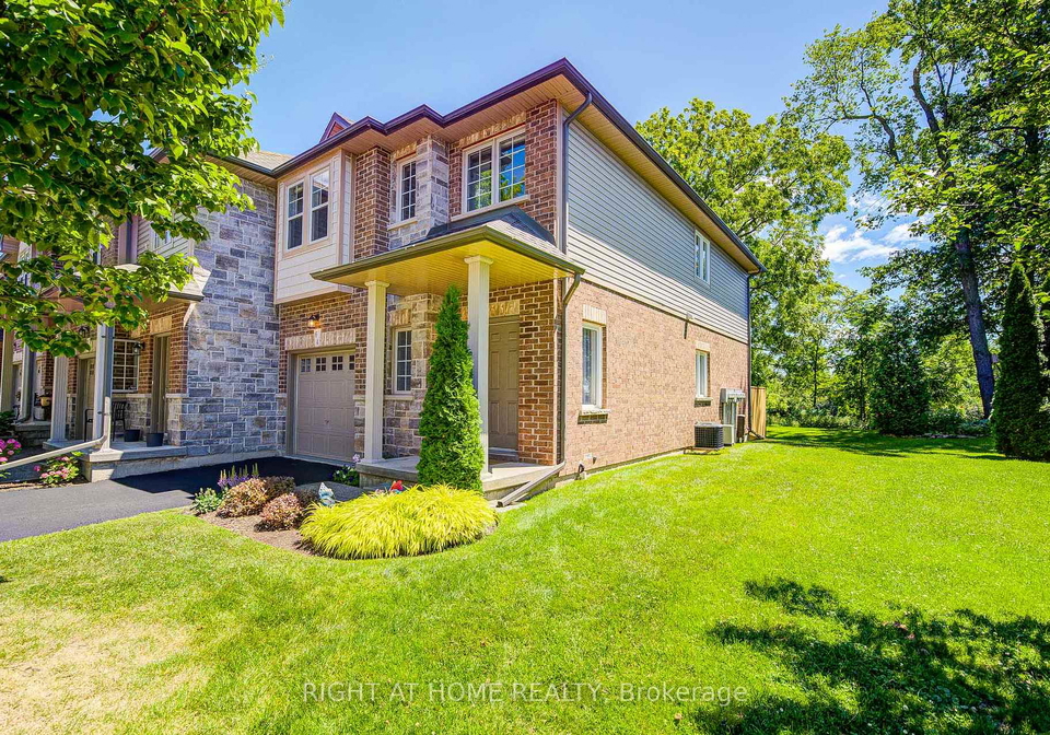 myers-lane-hamilton-ontario-x13629268