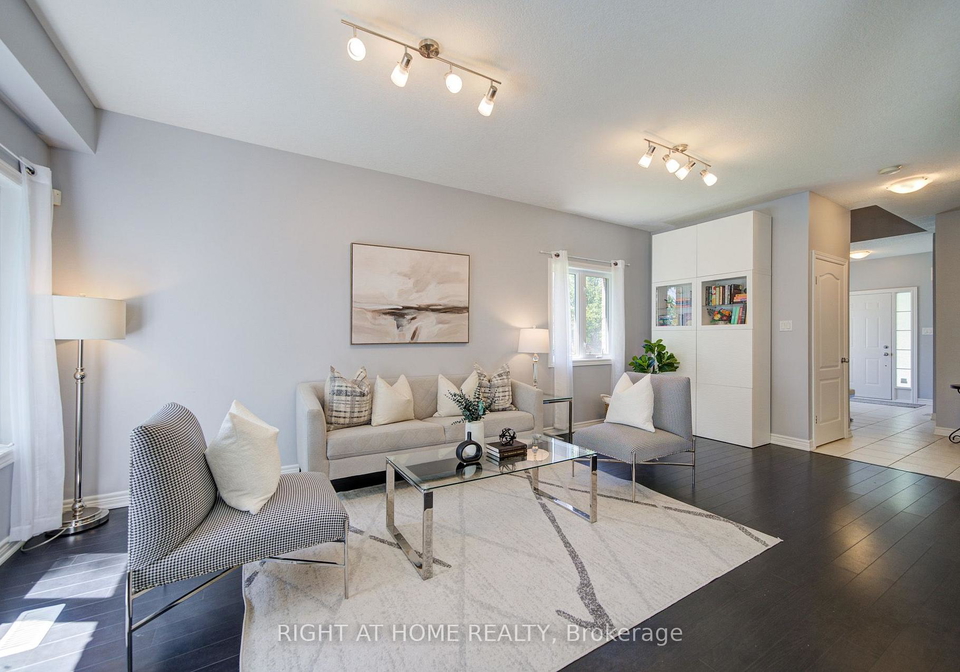 myers-lane-hamilton-ontario-x13629268