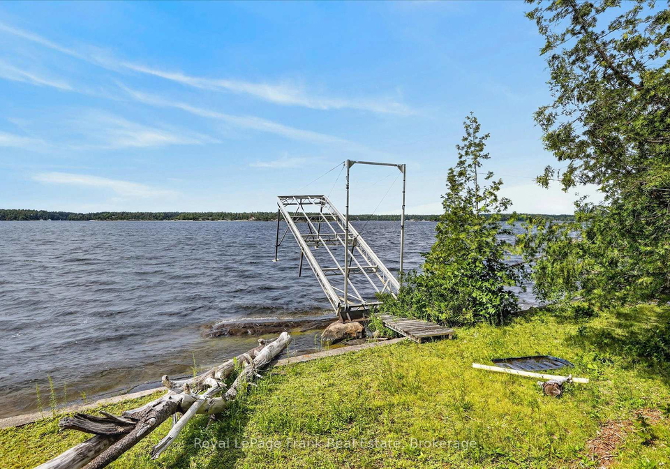 1550-island-85-stoney-lake-douro-dummer-ontario-x13629362