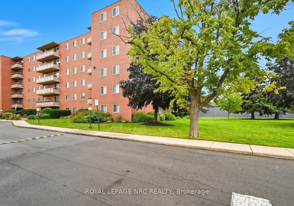 264-grantham-avenue-st-catharines-ontario-x13629686