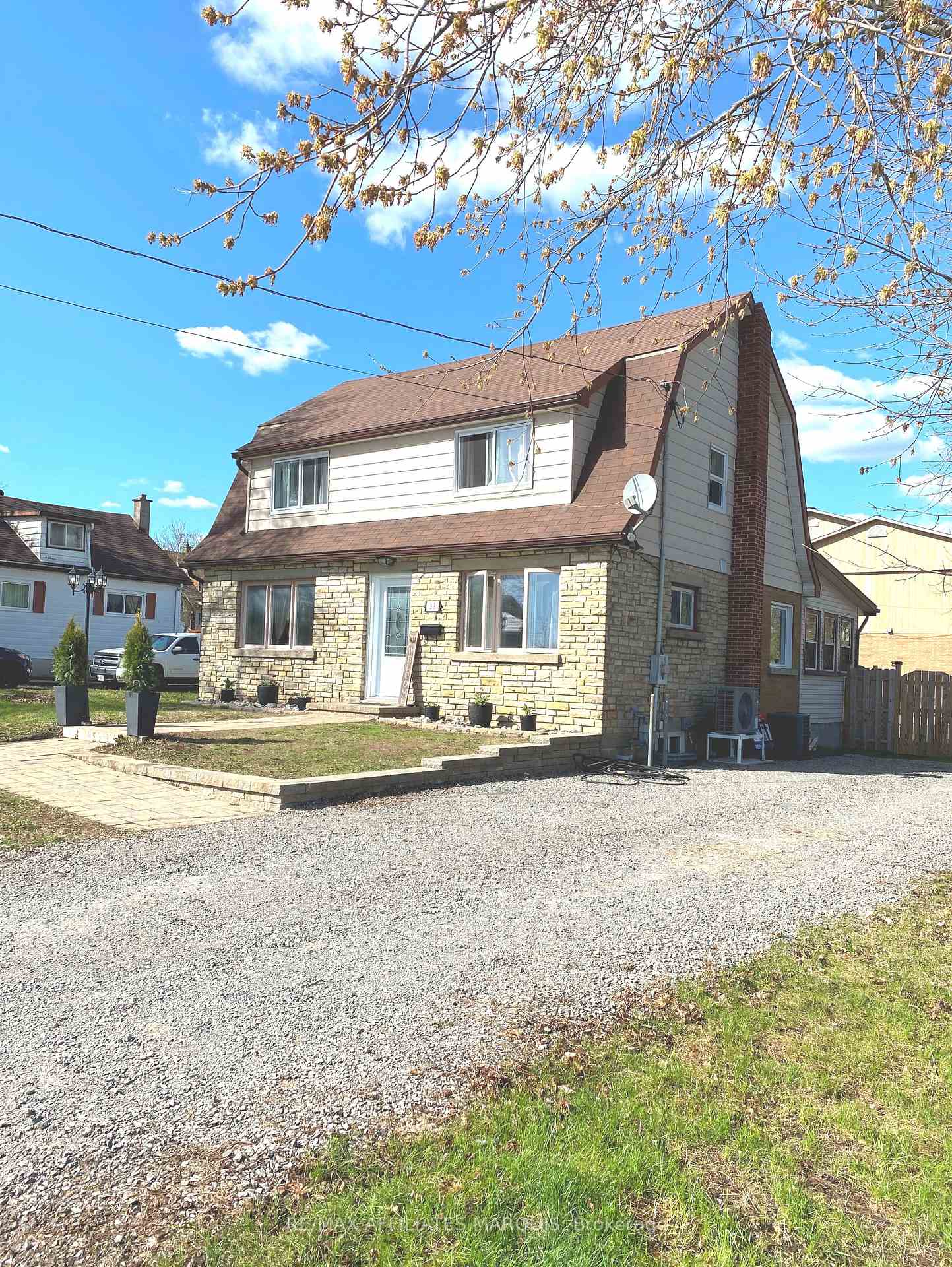 33-s-mary-street-smiths-falls-ontario-x13630032