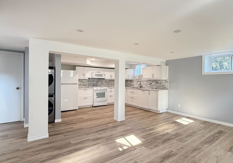 16-orchard-view-drive-quinte-west-ontario-x13630086