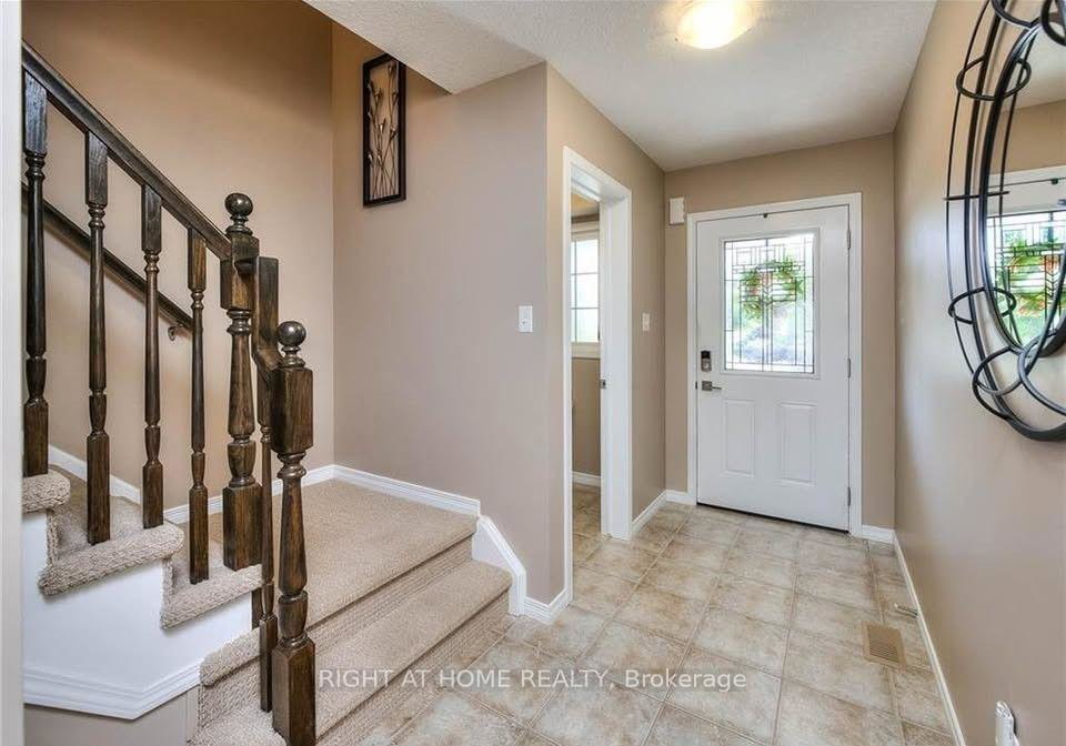 47-upper-mercer-street-kitchener-ontario-x13630088