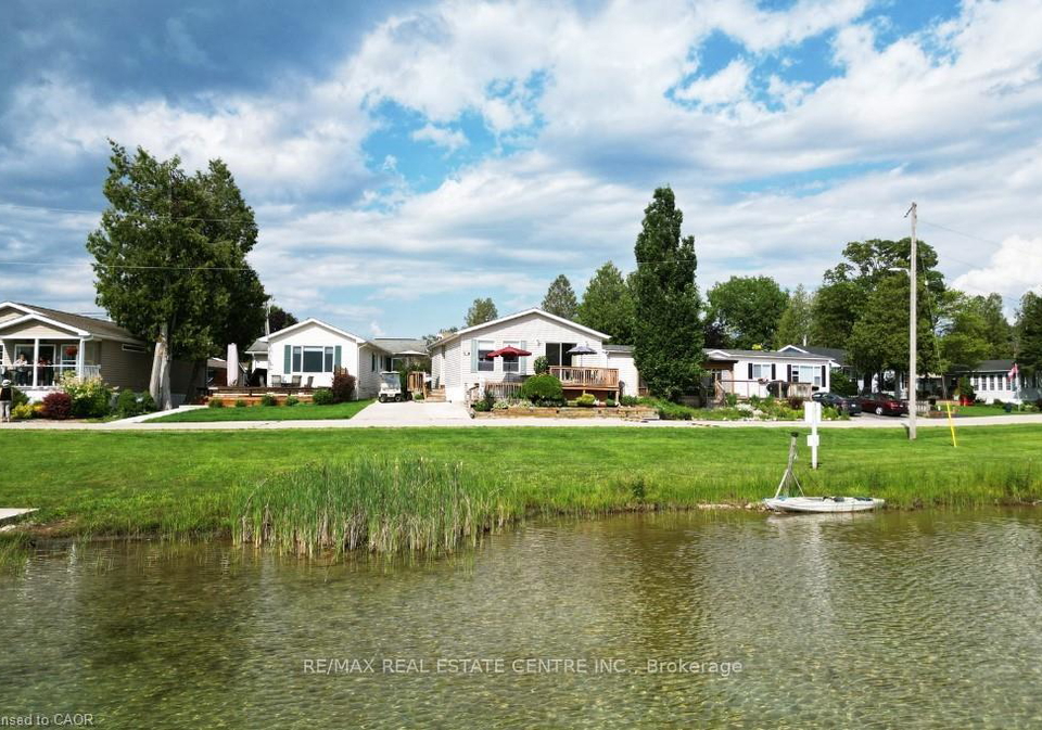 27-trillium-beach-pvt-drive-puslinch-ontario-x13630350