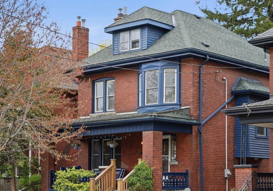 37-connaught-avenue-s-hamilton-ontario-x13630386