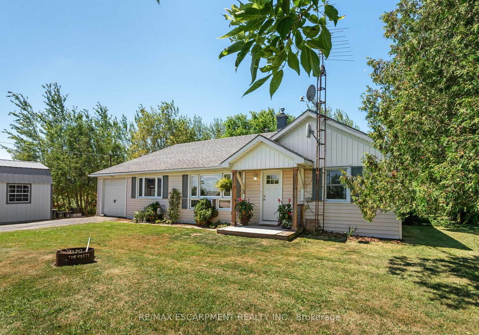 3-bousfield-lane-haldimand-ontario-x13630426