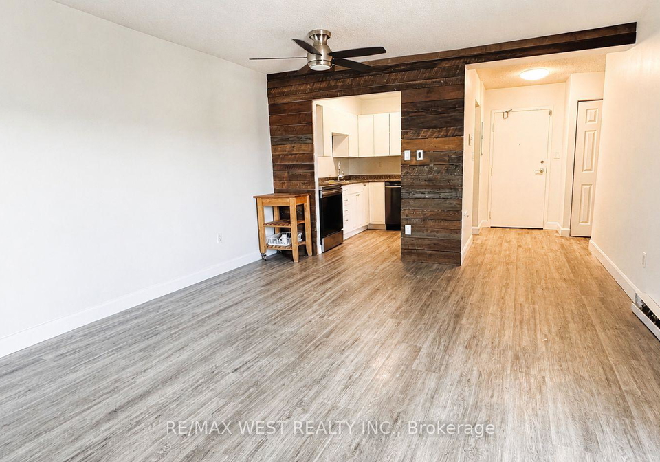 23-main-street-hamilton-ontario-x13630436