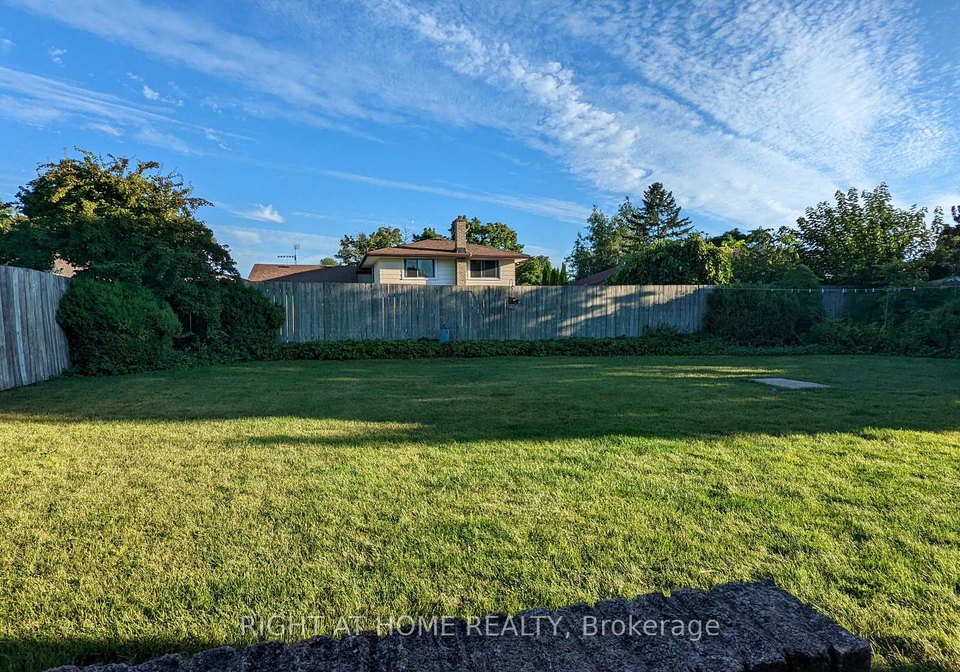 43-glenayr-place-welland-ontario-x13630550