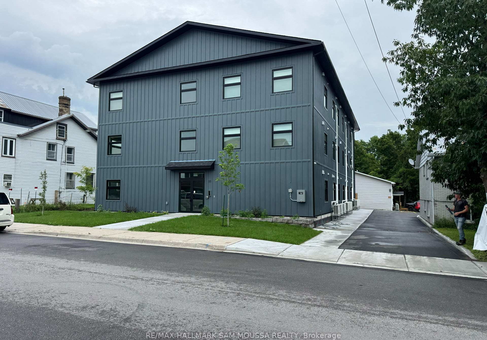 55-drummond-street-e-perth-ontario-x13630600
